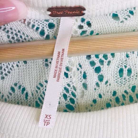 Free People Off White Lace Pullover Blouse - Picture 3 of 6